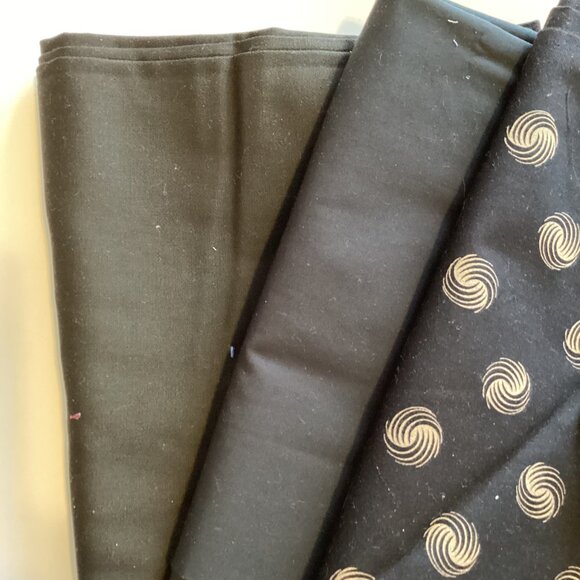 A Bundle Bag of Black Cotton Fabric Material Scraps Quilting Sewing Crafting - Picture 3 of 5